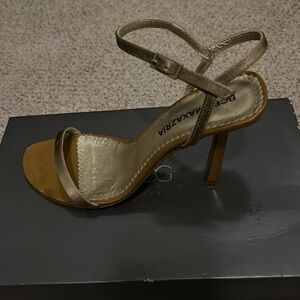 BCBG champagne satin heels size 7.5 or 38